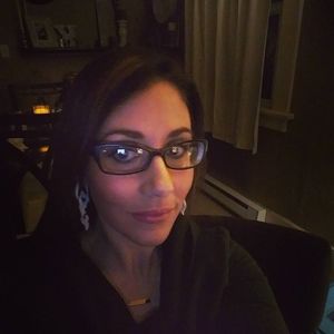 Meet your Posher, Keva